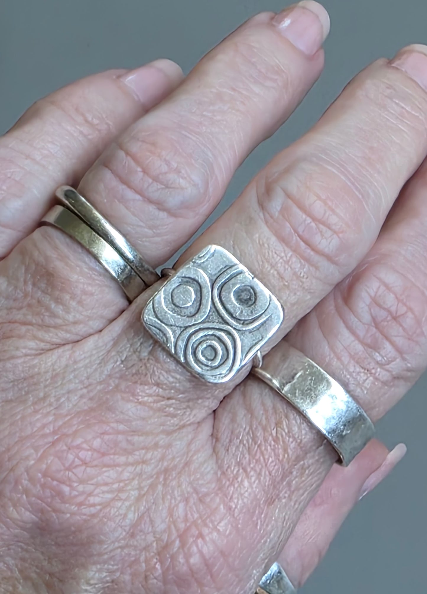 Circles Abstract Textured Ring