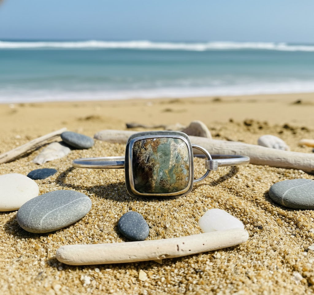 Clear Creek Plasma Agate Bangle